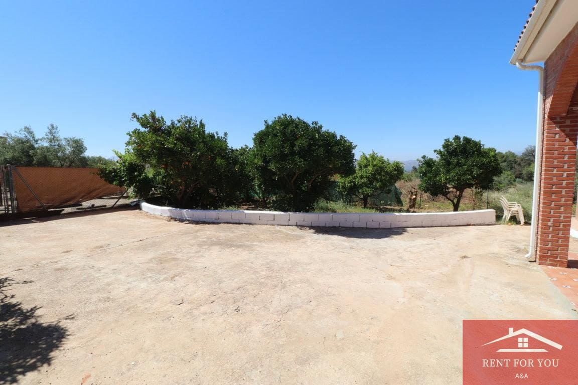 Villa/Maison de 2 chambres à louer à Alhaurin el Grande avec garage - 1 200 € (Ref: 6895691)