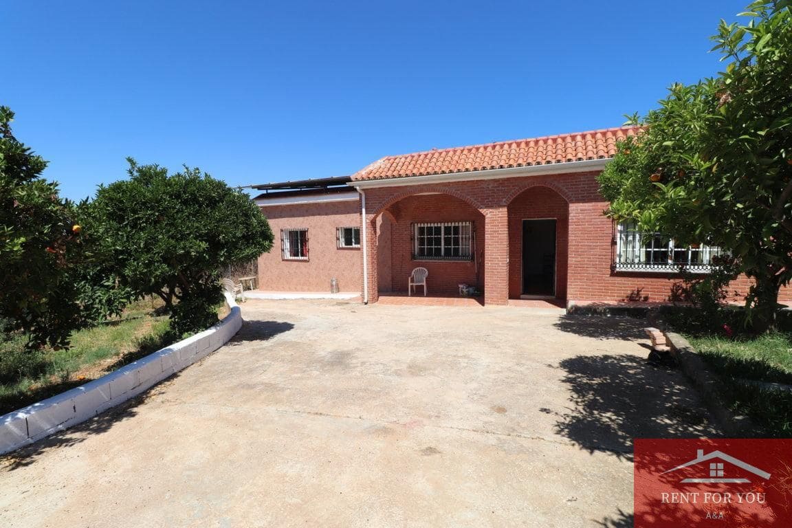 Villa/Maison de 2 chambres à louer à Alhaurin el Grande avec garage - 1 200 € (Ref: 6895691)