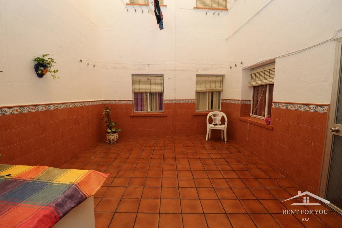 Villa/Maison de 5 chambres à louer à Alhaurin el Grande - 1 050 € (Ref: 6979054)