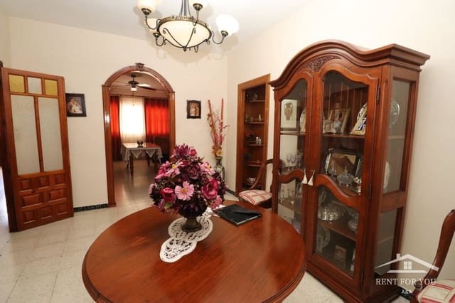 Villa/Maison de 5 chambres à louer à Alhaurín el Grande - 1 050 € (Ref: 6979054)