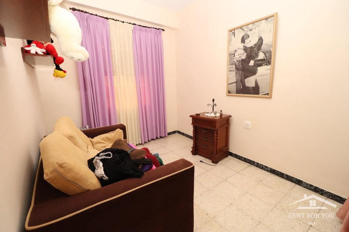 Villa/Maison de 5 chambres à louer à Alhaurin el Grande - 1 050 € (Ref: 6979054)
