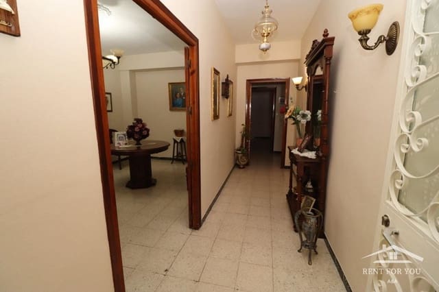 Villa/Maison de 5 chambres à louer à Alhaurín el Grande - 1 050 € (Ref: 6979054)