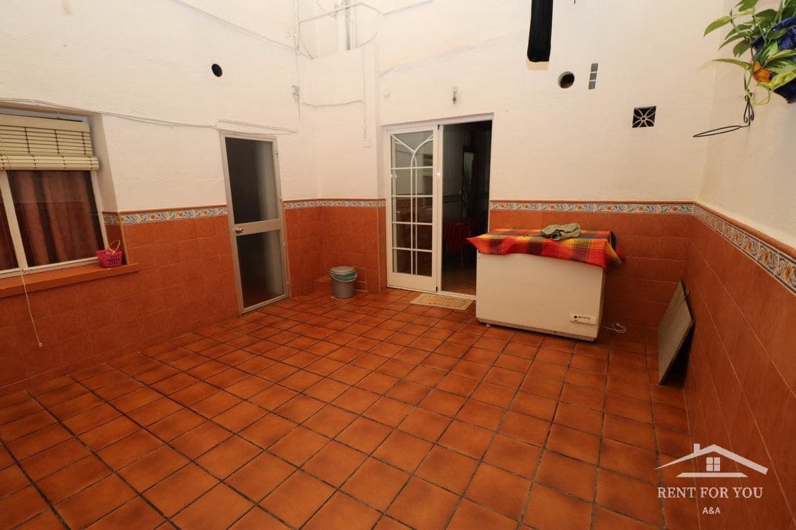 Villa/Maison de 5 chambres à louer à Alhaurin el Grande - 1 050 € (Ref: 6979054)