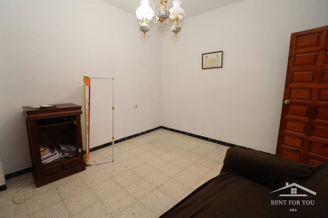 Villa/Maison de 5 chambres à louer à Alhaurin el Grande - 1 050 € (Ref: 6979054)