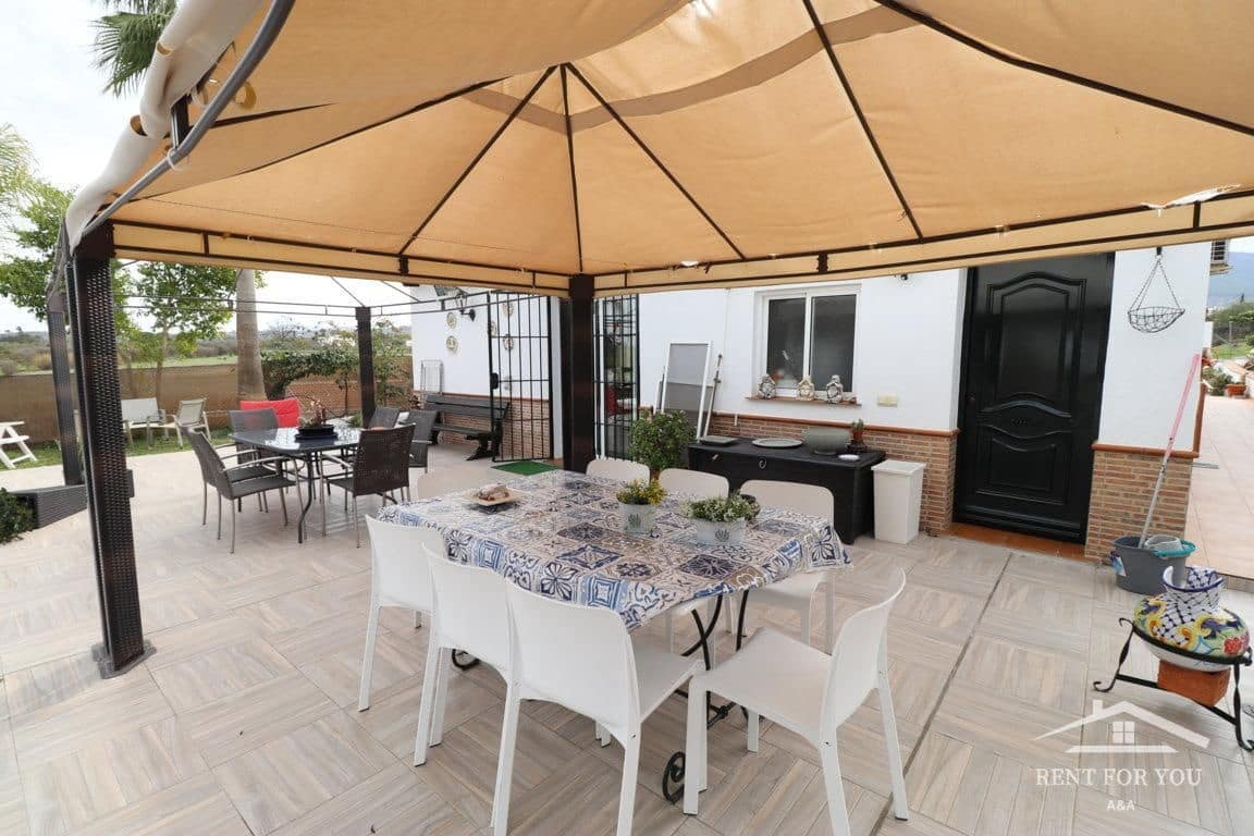 2 slaapkamer Villa te huur in Alhaurin el Grande met zwembad garage - € 1.700 (Ref: 7393919)