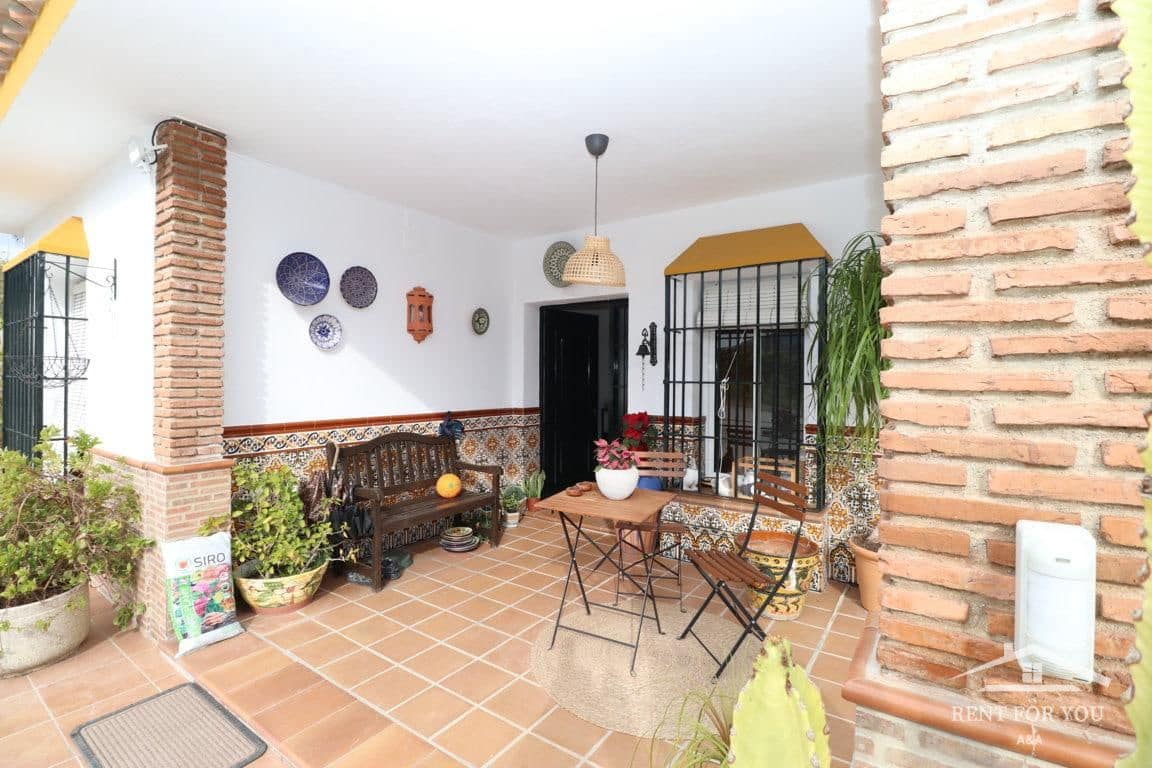 2 slaapkamer Villa te huur in Alhaurin el Grande met zwembad garage - € 1.700 (Ref: 7393919)