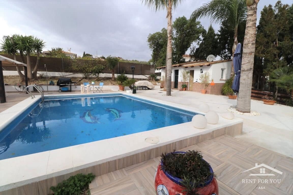 2 slaapkamer Villa te huur in Alhaurin el Grande met zwembad garage - € 1.700 (Ref: 7393919)