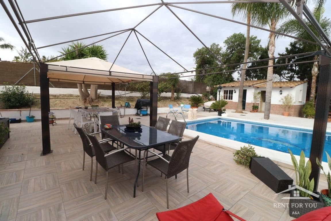 2 slaapkamer Villa te huur in Alhaurin el Grande met zwembad garage - € 1.700 (Ref: 7393919)