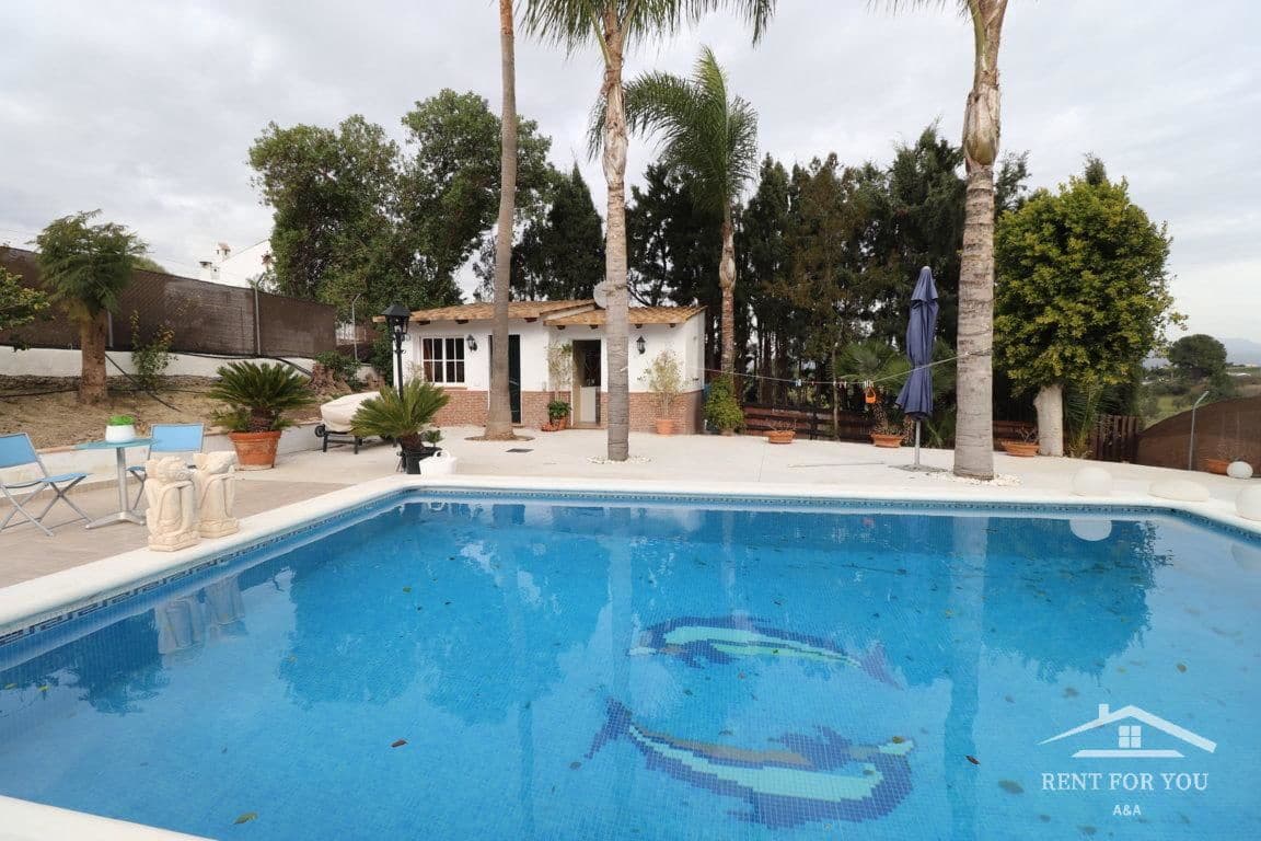 2 slaapkamer Villa te huur in Alhaurin el Grande met zwembad garage - € 1.700 (Ref: 7393919)