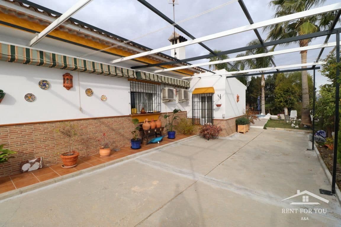 2 slaapkamer Villa te huur in Alhaurin el Grande met zwembad garage - € 1.700 (Ref: 7393919)