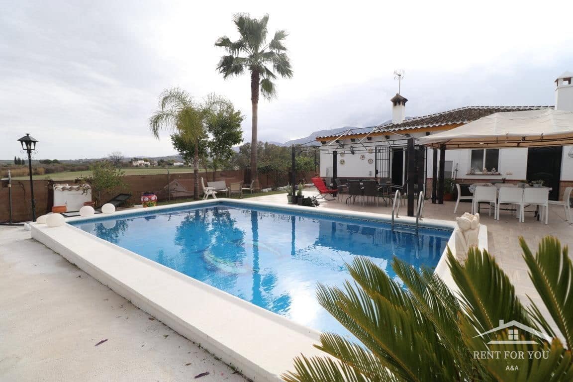 2 slaapkamer Villa te huur in Alhaurin el Grande met zwembad garage - € 1.700 (Ref: 7393919)