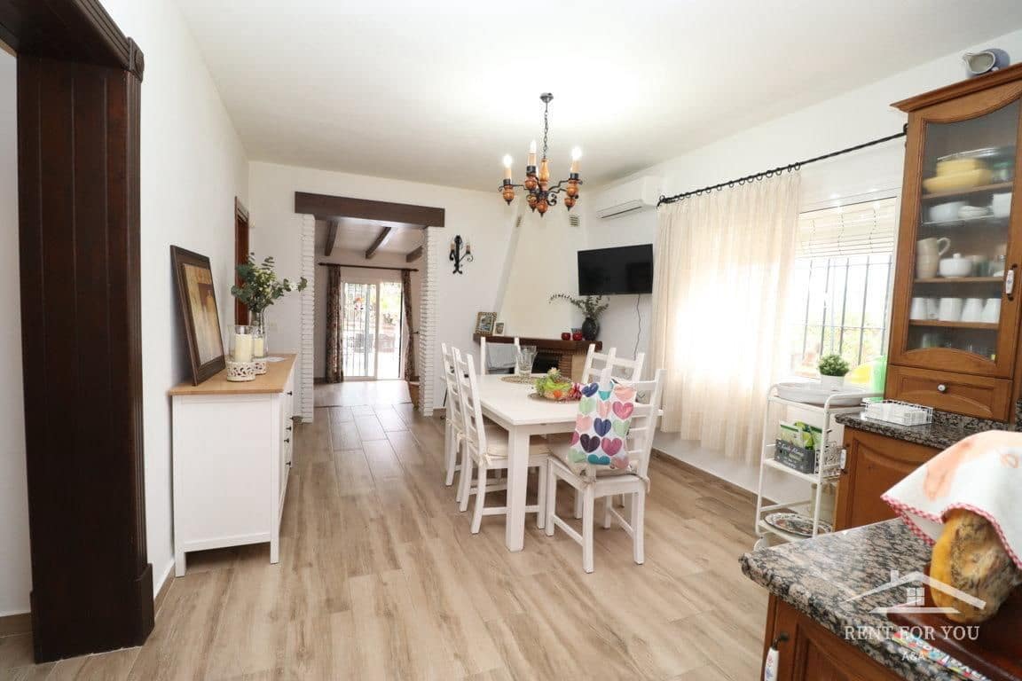 2 slaapkamer Villa te huur in Alhaurin el Grande met zwembad garage - € 1.700 (Ref: 7393919)