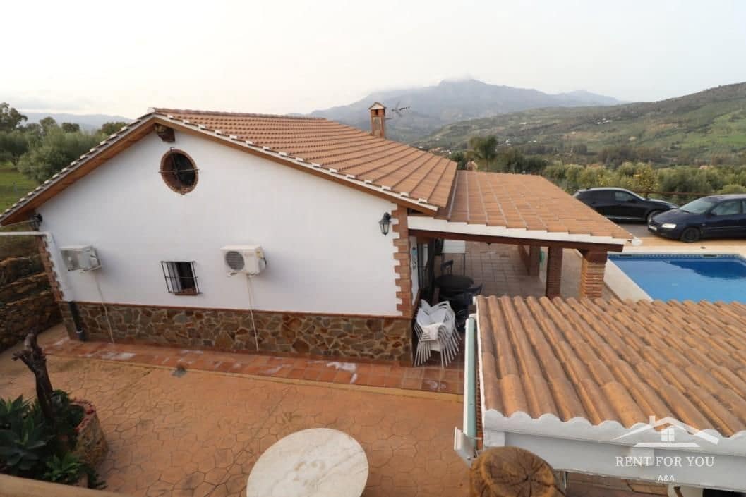 3 Zimmer Villa zu vermieten in Coin mit Pool Garage - 1.300 € (Ref: 7404430)