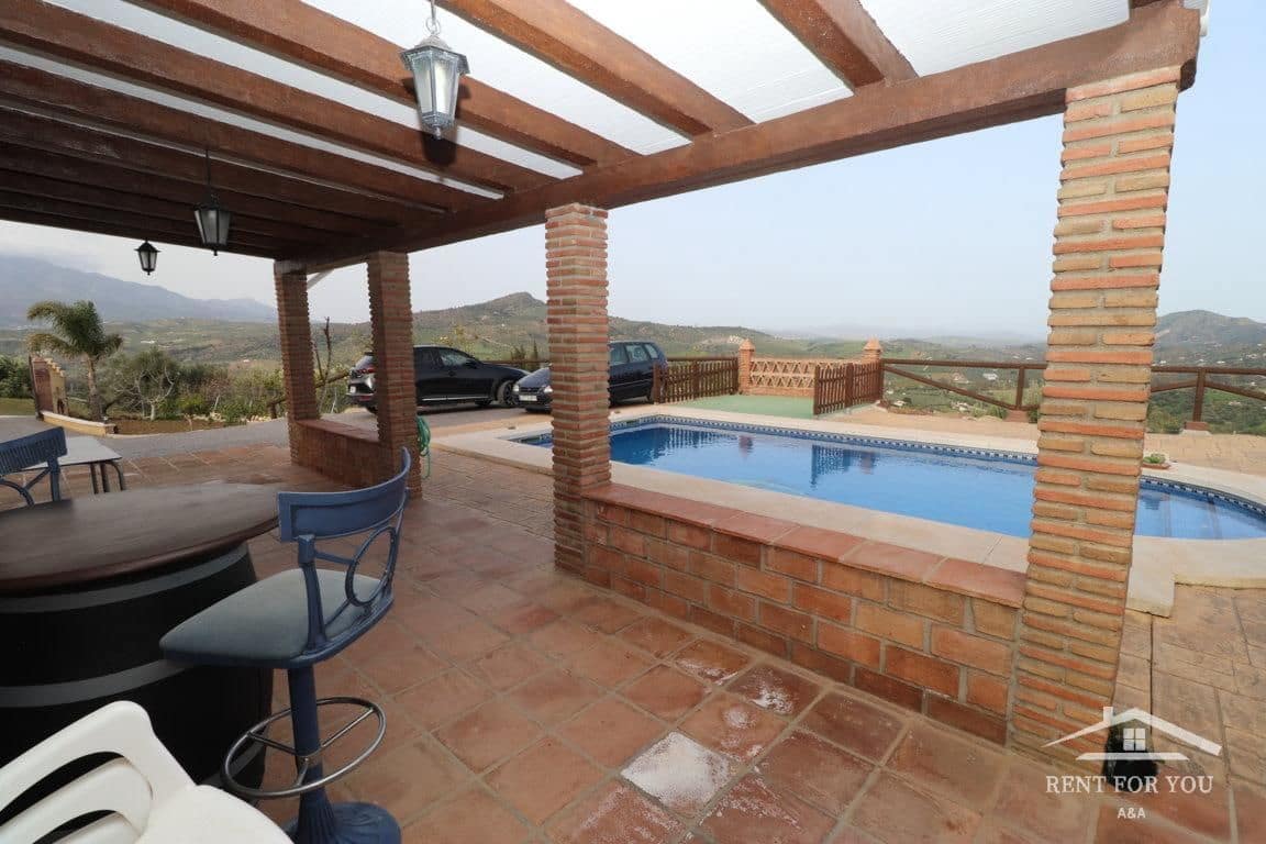 3 Zimmer Villa zu vermieten in Coin mit Pool Garage - 1.300 € (Ref: 7404430)