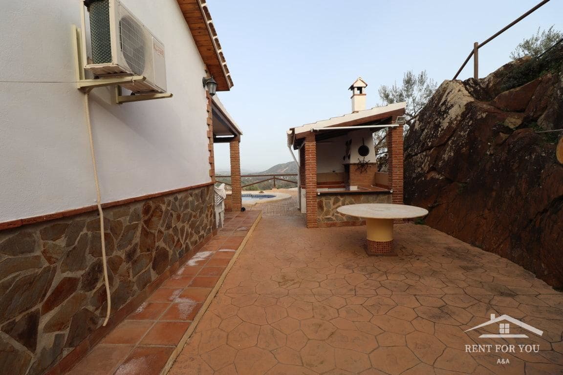 3 Zimmer Villa zu vermieten in Coin mit Pool Garage - 1.300 € (Ref: 7404430)