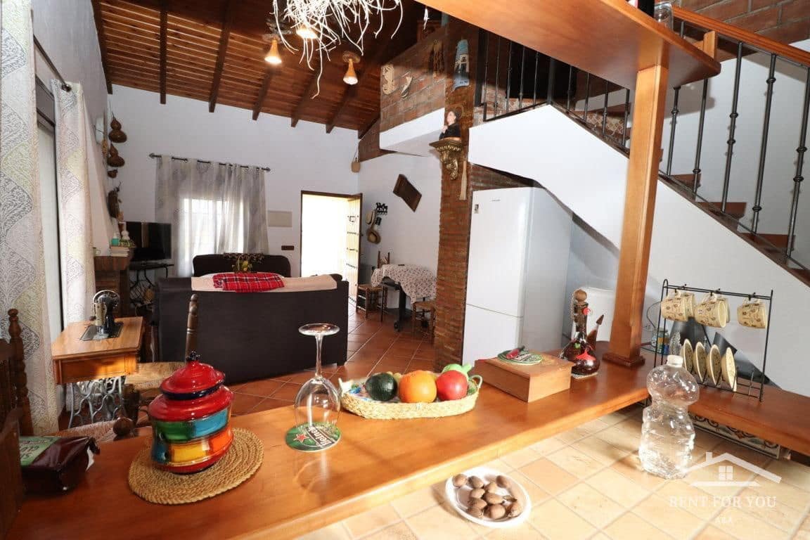 3 Zimmer Villa zu vermieten in Coin mit Pool Garage - 1.300 € (Ref: 7404430)