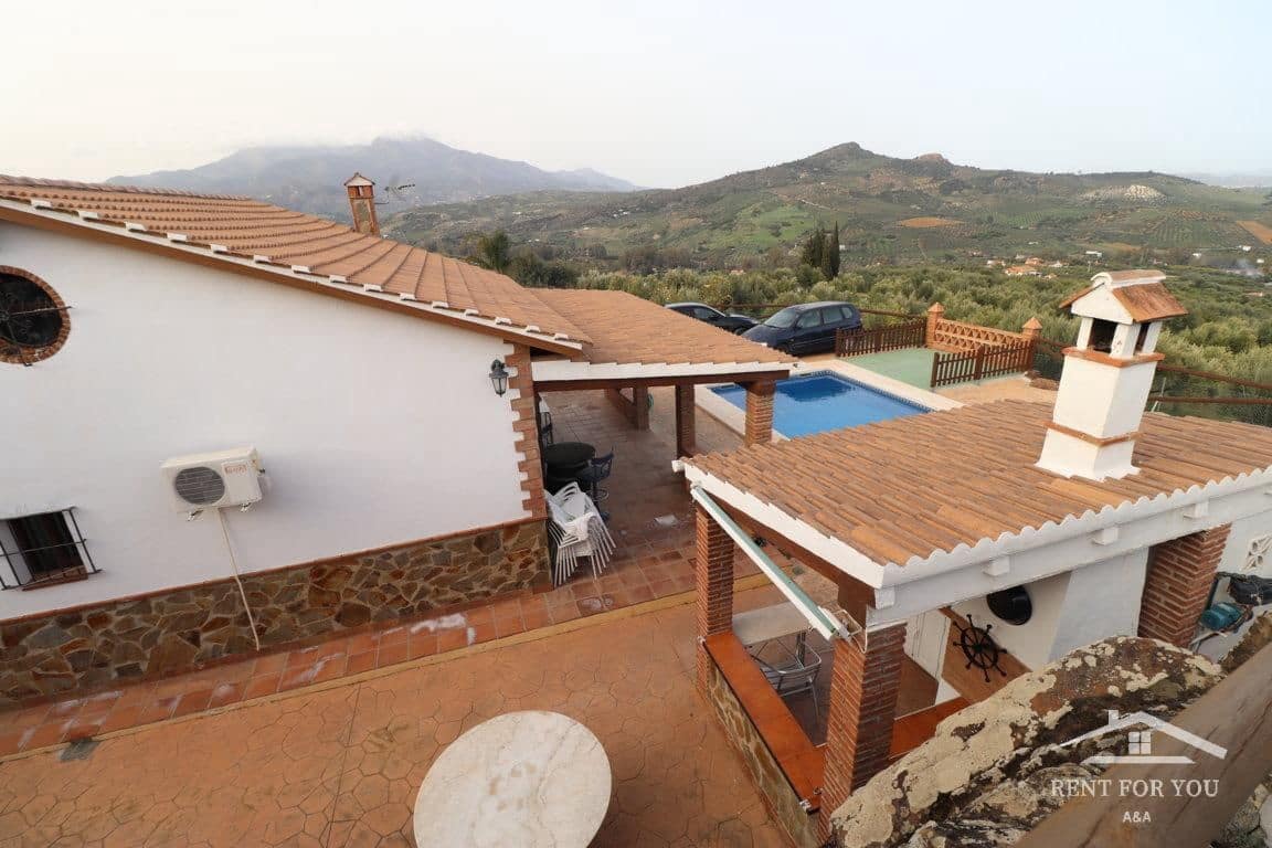 3 Zimmer Villa zu vermieten in Coin mit Pool Garage - 1.300 € (Ref: 7404430)