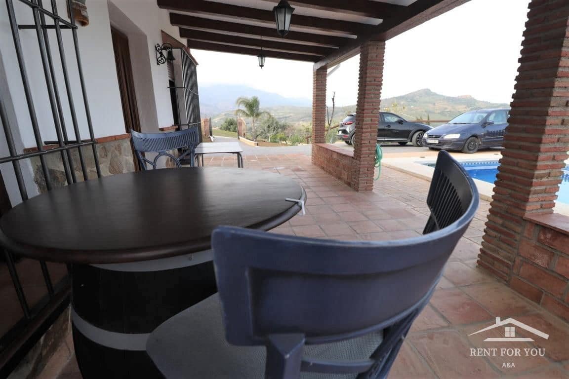 3 Zimmer Villa zu vermieten in Coin mit Pool Garage - 1.300 € (Ref: 7404430)