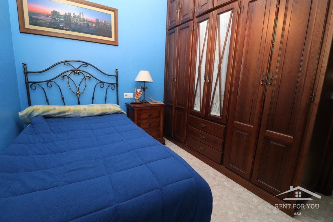 4 soverom Leilighet til leie i Cartama med garasje - € 1 000 (Ref: 7455691)