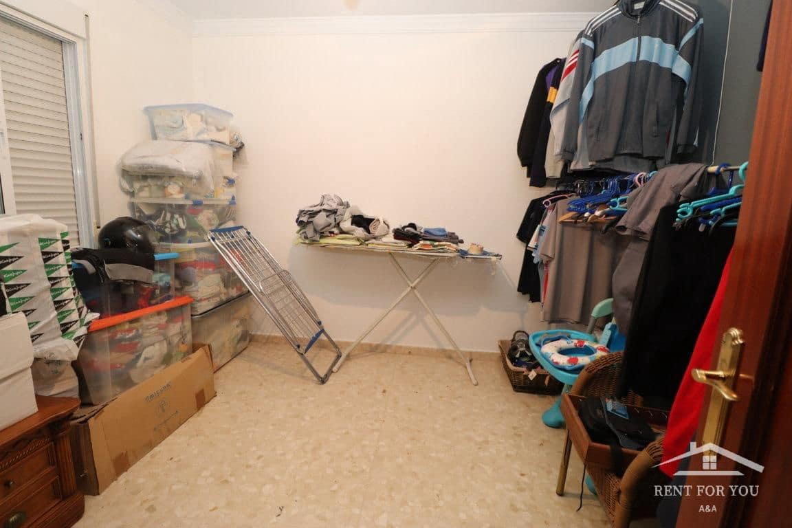 4 soverom Leilighet til leie i Cartama med garasje - € 1 000 (Ref: 7455691)