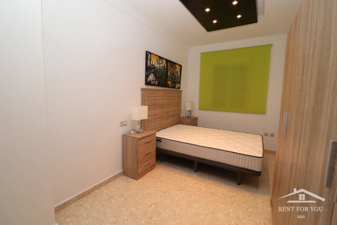 4 soverom Leilighet til leie i Cartama med garasje - € 1 000 (Ref: 7455691)