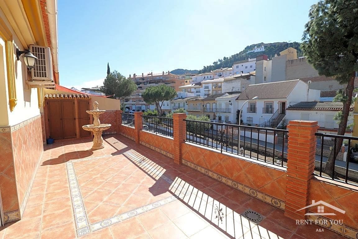 4 soverom Leilighet til leie i Cartama med garasje - € 1 000 (Ref: 7455691)