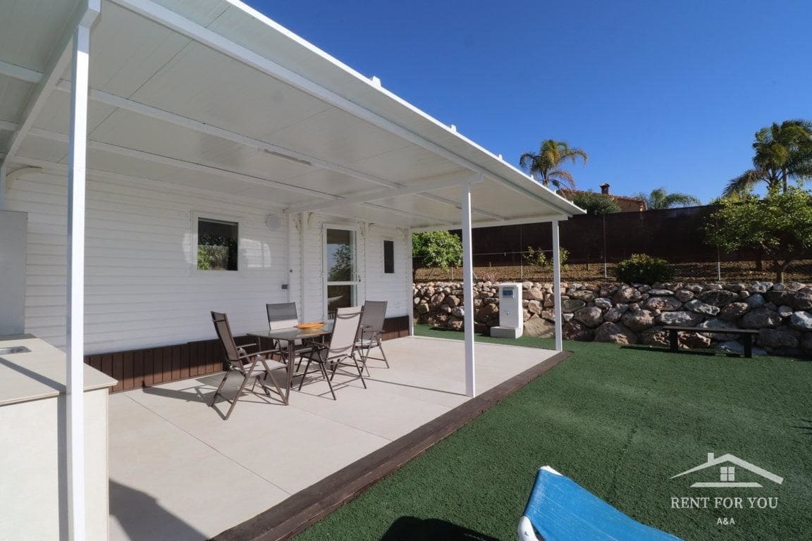 2 bedroom Villa for rent in Alhaurin el Grande with pool - € 750 (Ref: 7495890)