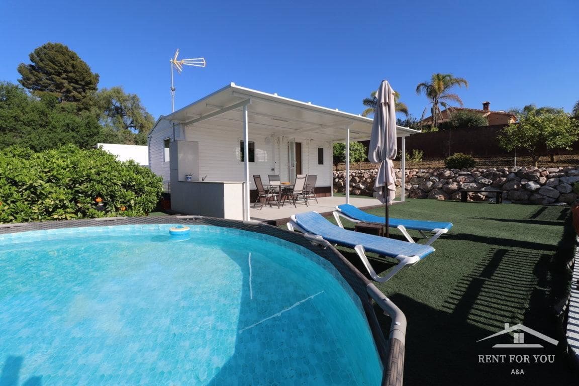 2 bedroom Villa for rent in Alhaurin el Grande with pool - € 750 (Ref: 7495890)