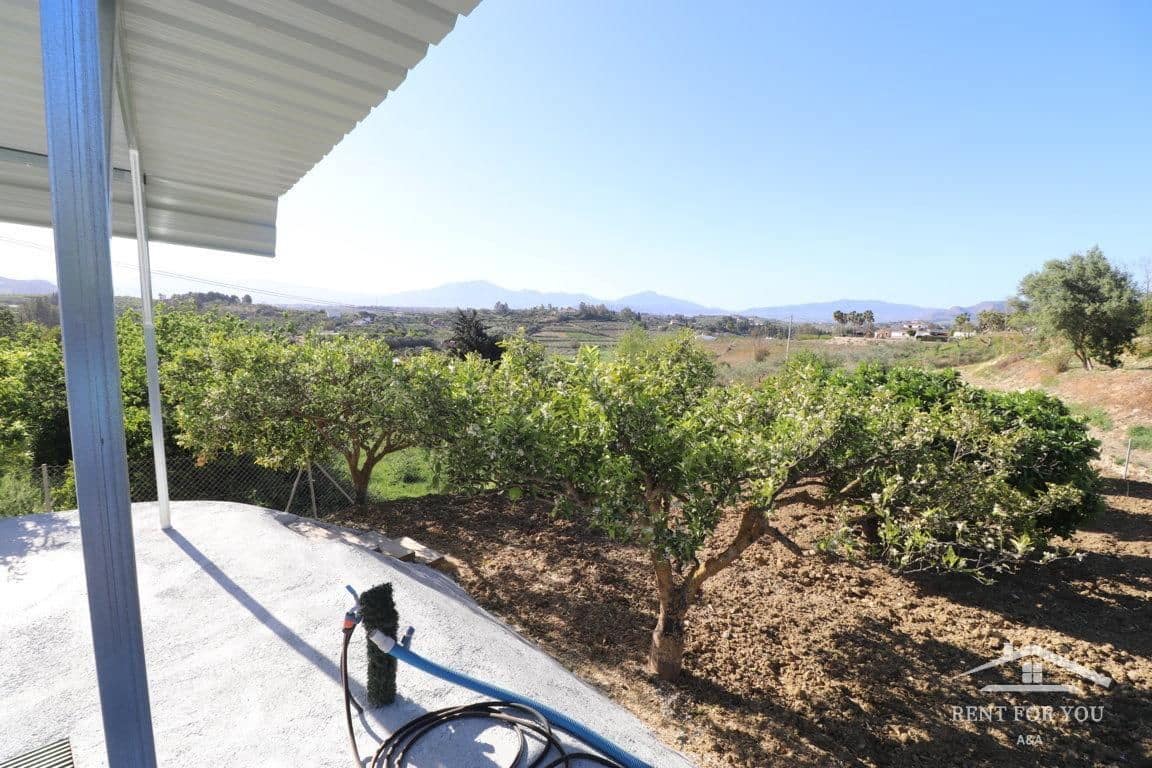 2 bedroom Villa for rent in Alhaurin el Grande with pool - € 750 (Ref: 7495890)