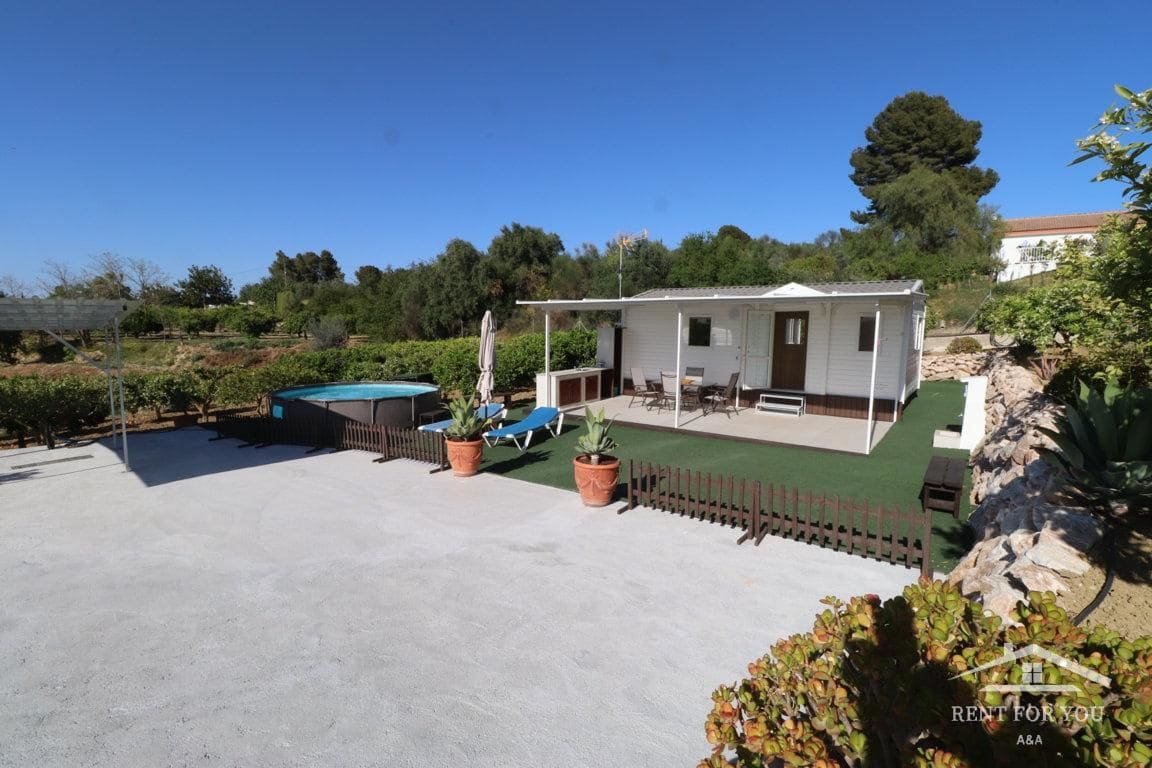 2 bedroom Villa for rent in Alhaurin el Grande with pool - € 750 (Ref: 7495890)