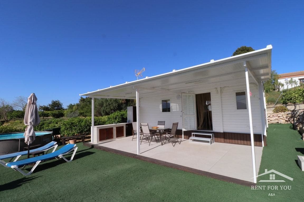 2 bedroom Villa for rent in Alhaurin el Grande with pool - € 750 (Ref: 7495890)