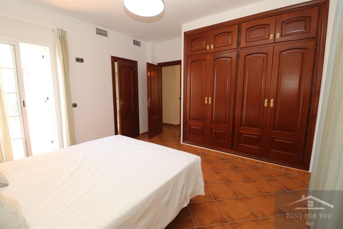 4 soveværelse Villa til leje i Alhaurin el Grande med swimmingpool - € 2.700 (Ref: 7507207)