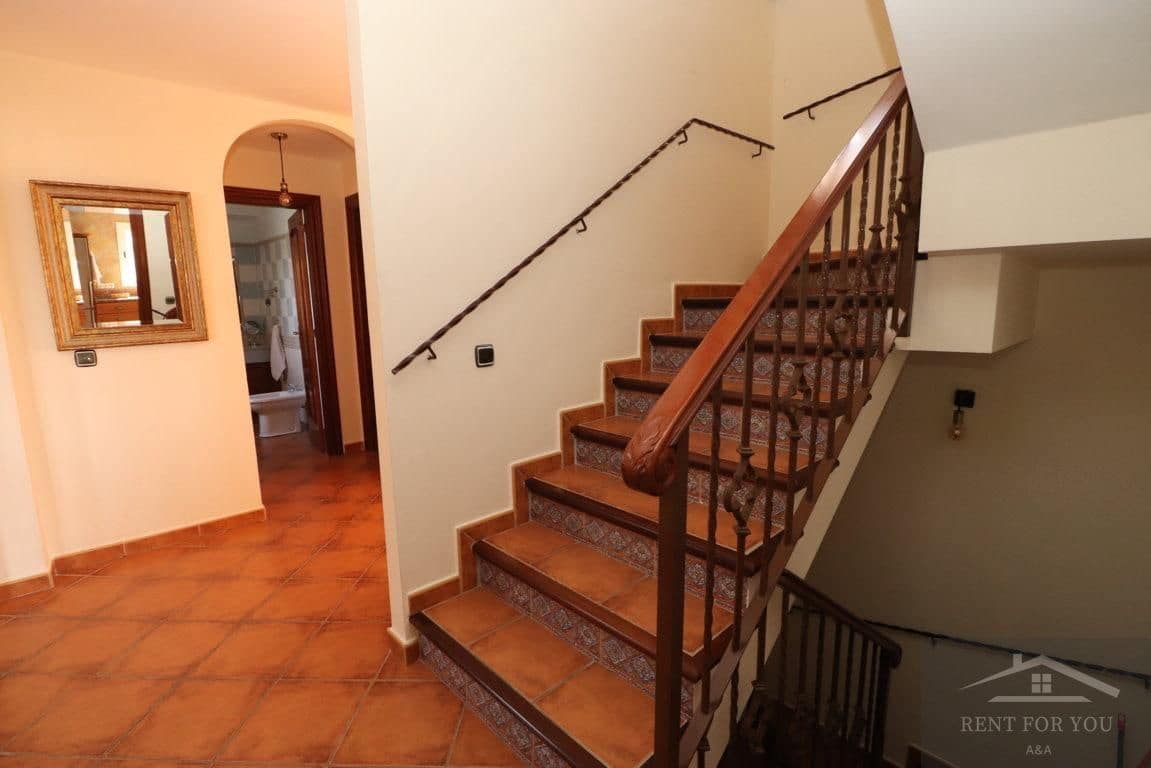 4 soveværelse Villa til leje i Alhaurin el Grande med swimmingpool - € 2.700 (Ref: 7507207)