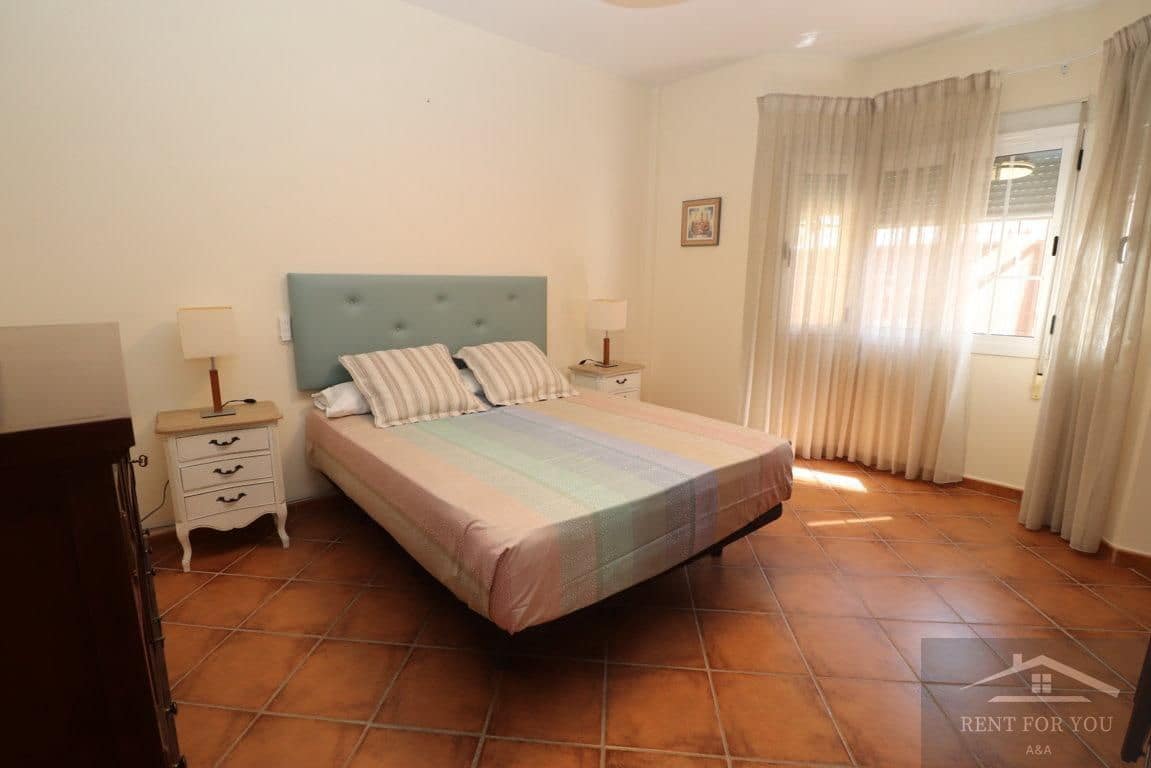 4 soveværelse Villa til leje i Alhaurin el Grande med swimmingpool - € 2.700 (Ref: 7507207)