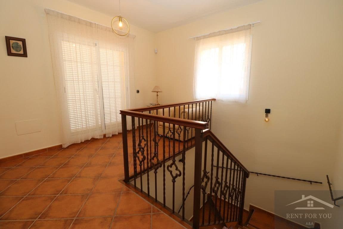 4 soveværelse Villa til leje i Alhaurin el Grande med swimmingpool - € 2.700 (Ref: 7507207)