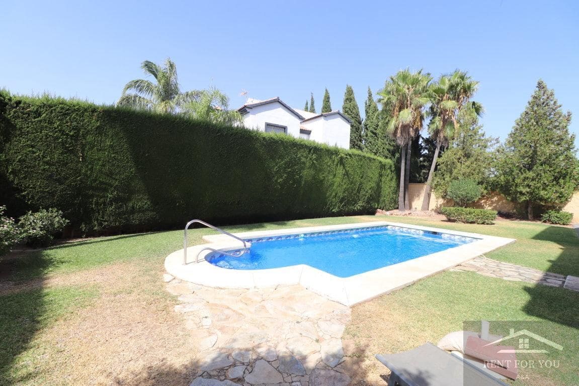 4 soveværelse Villa til leje i Alhaurin el Grande med swimmingpool - € 2.700 (Ref: 7507207)