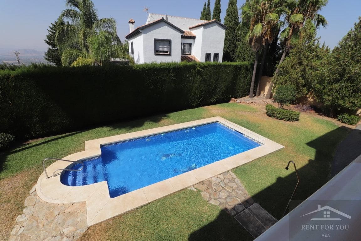 4 soveværelse Villa til leje i Alhaurin el Grande med swimmingpool - € 2.700 (Ref: 7507207)