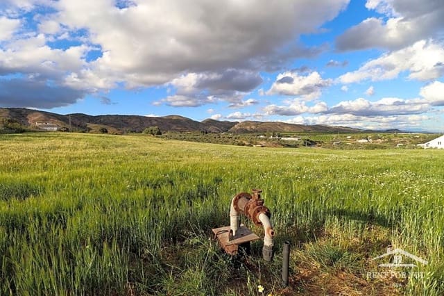 Mark till salu i Alhaurín de la Torre - 240 000 € (Ref: 7522865)