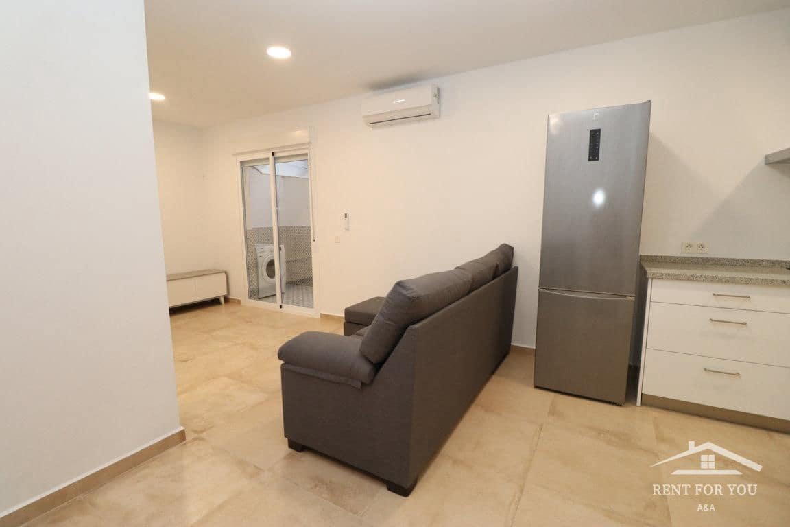 Piso de 1 habitación en Alhaurín el Grande en alquiler - 600 € (Ref: 7577196)