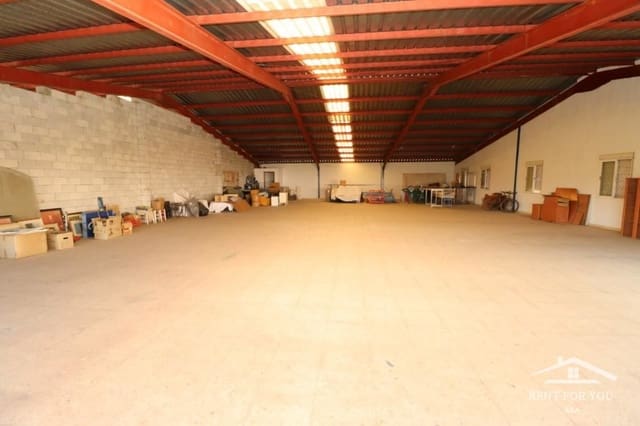 1 makuuhuone Kaupallinen vuokrattavana paikassa Coín - 650 € (Ref: 7717076)