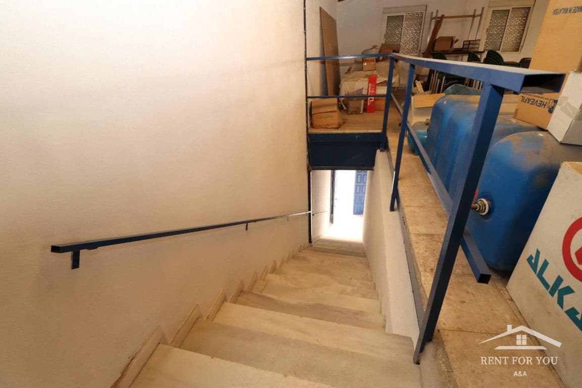 1 camera da letto Commerciale da affittare in Coin - 650 € (Rif: 7717076)