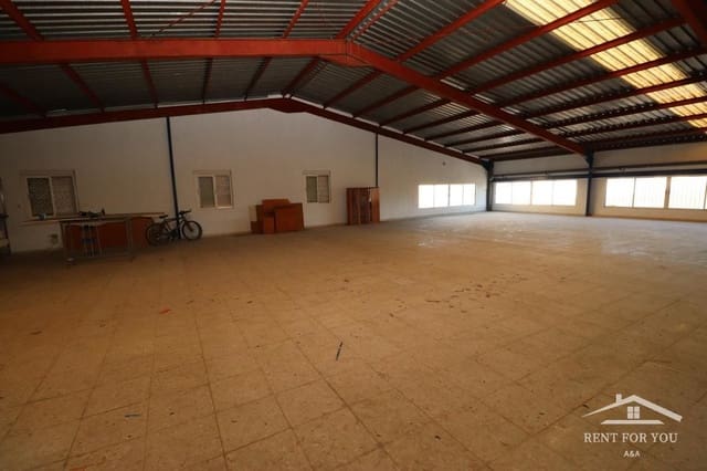 1 makuuhuone Kaupallinen vuokrattavana paikassa Coín - 650 € (Ref: 7717076)