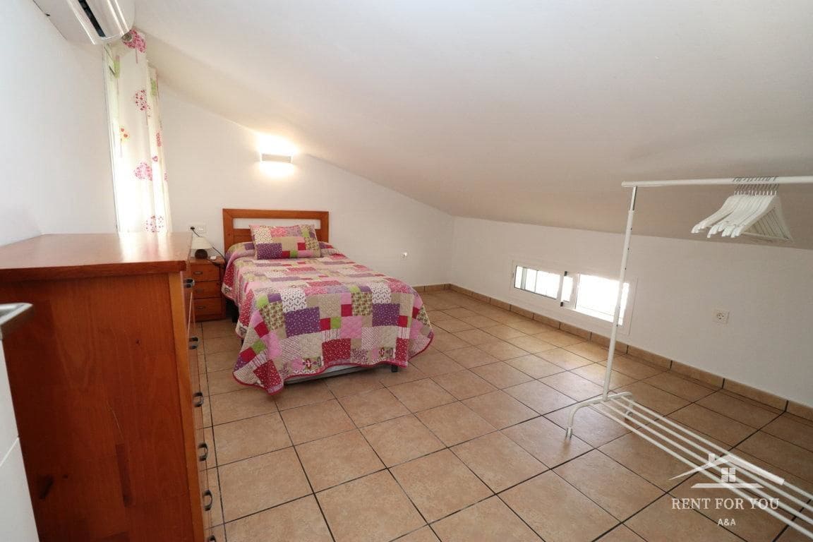 Piso de 2 habitaciones en Alhaurín el Grande en alquiler - 750 € (Ref: 7738547)