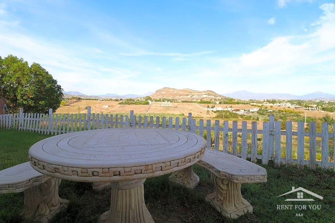 3 soveværelse Villa til leje i Alhaurin el Grande med swimmingpool - € 1.800 (Ref: 7741051)