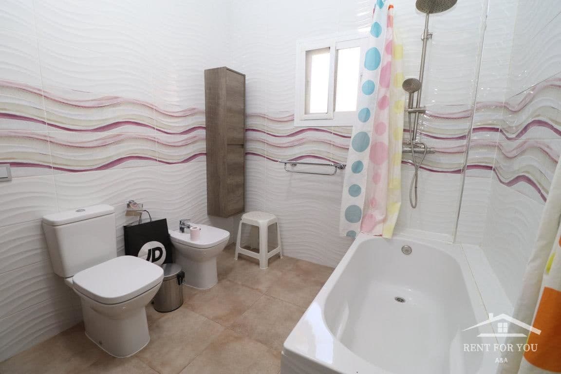 2 bedroom Villa for rent in Alhaurin el Grande - € 900 (Ref: 7742642)