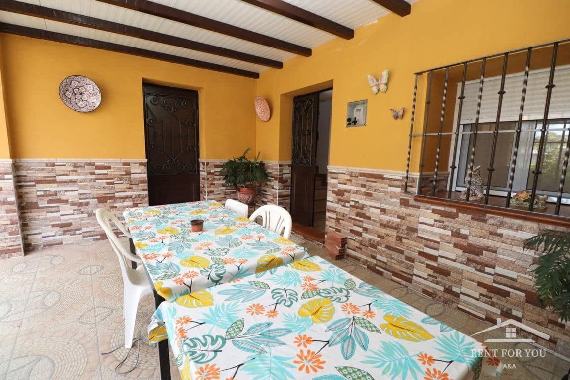 2 bedroom Villa for rent in Alhaurin el Grande - € 900 (Ref: 7742642)