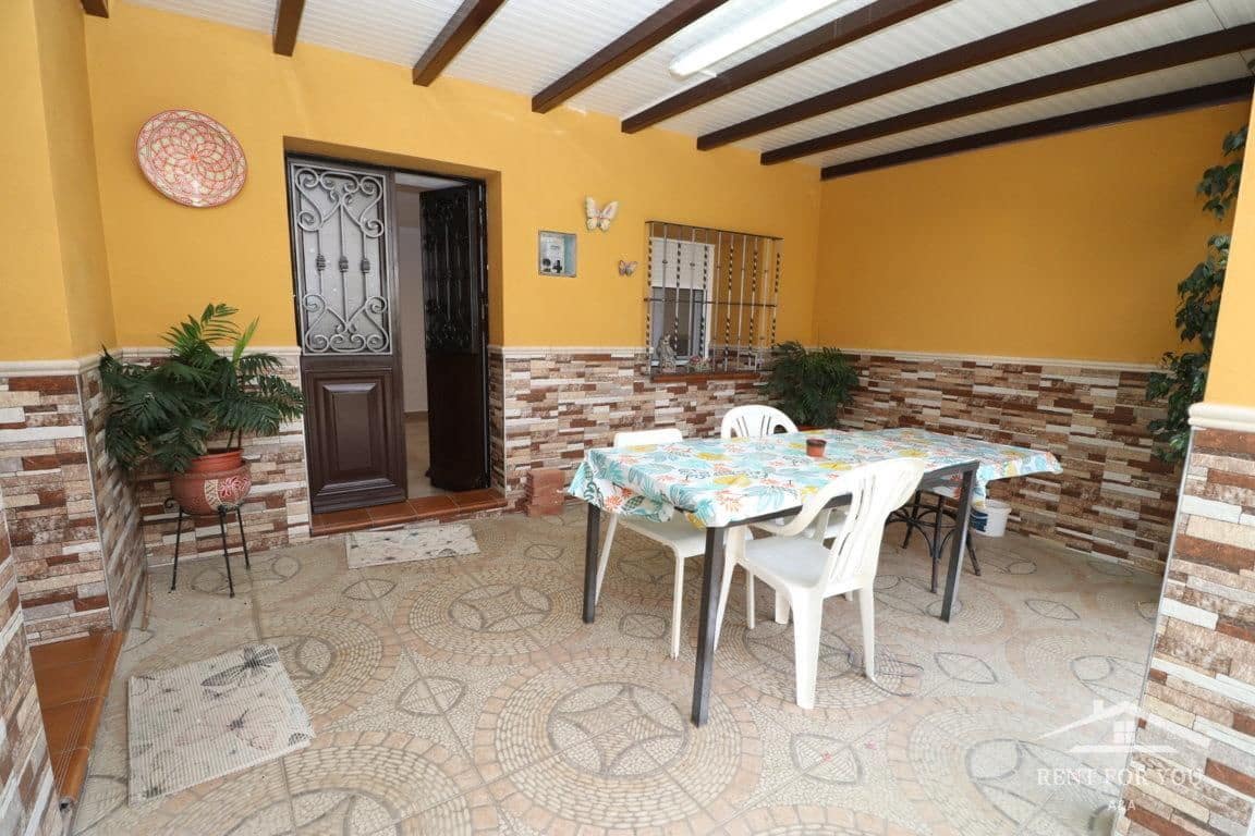 2 bedroom Villa for rent in Alhaurin el Grande - € 900 (Ref: 7742642)