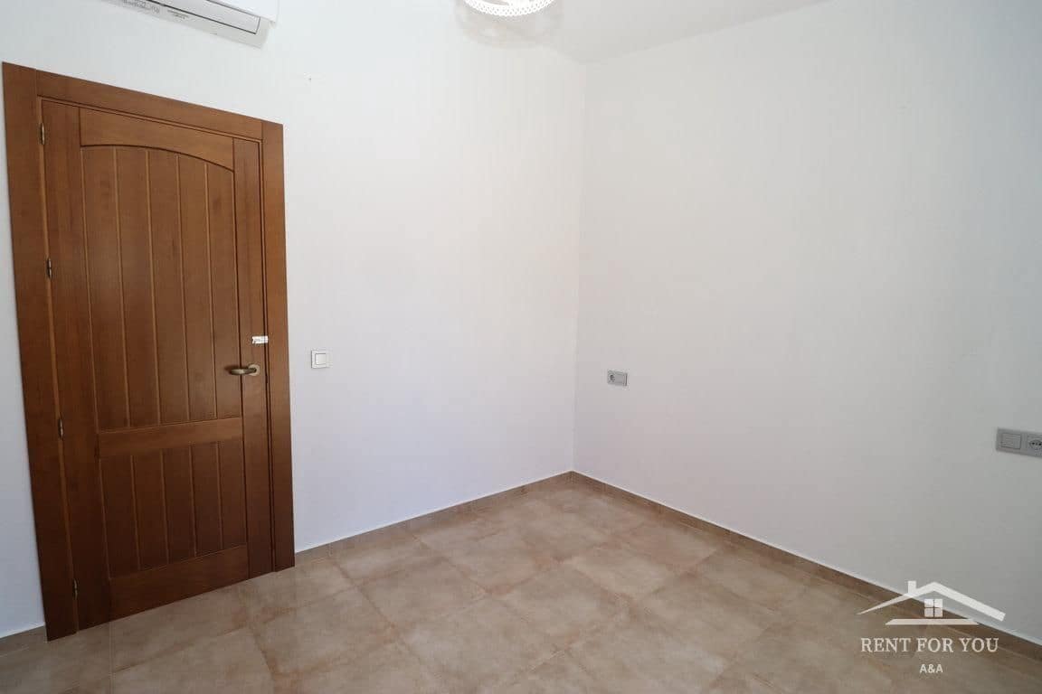 2 bedroom Villa for rent in Alhaurin el Grande - € 900 (Ref: 7742642)