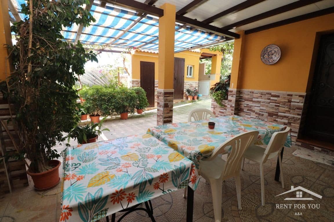 2 bedroom Villa for rent in Alhaurin el Grande - € 900 (Ref: 7742642)