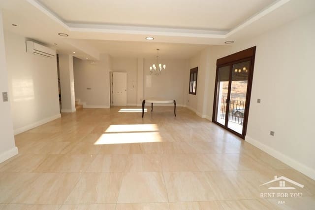 Villa/Maison de 3 chambres à louer à Alhaurín el Grande - 1 400 € (Ref: 7778028)